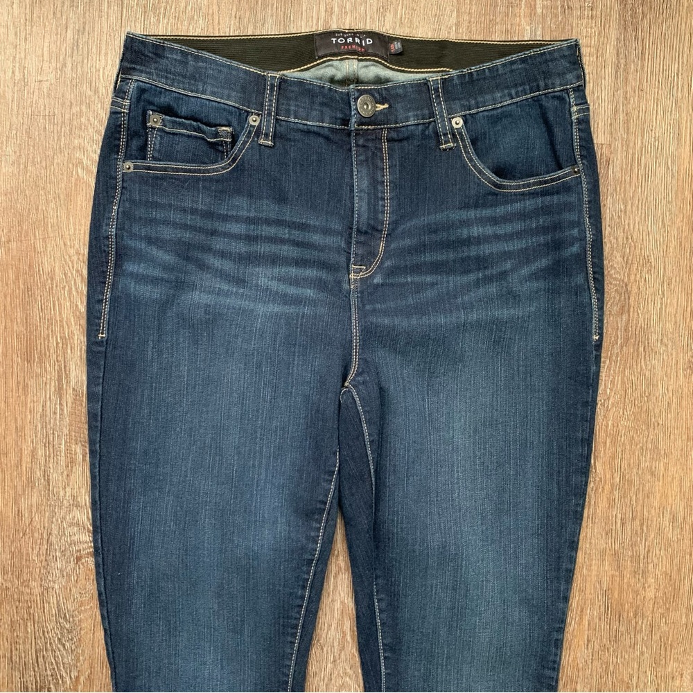 Torrid Sky High Skinny Size 14 - Picture 2 of 10